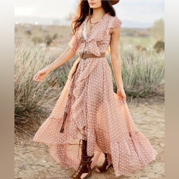 Joyfolie Dresses & Skirts - Joyfolie Cass Maxi Dress in Warm Sand/Pinkish Taupe Cream Flowers XS